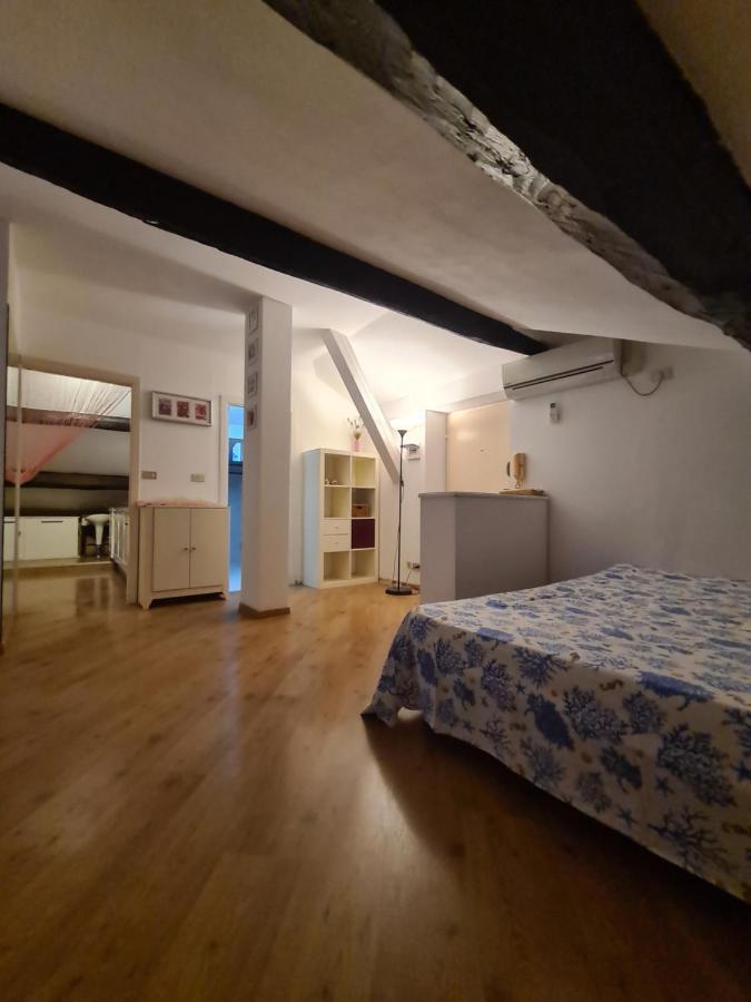 Inside Rapallo Apartment By Portofinovacanze Luaran gambar